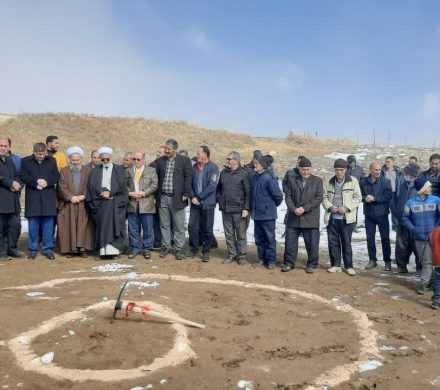 زمین چمن مصنوعی روستای صورین کلنگ زنی شد