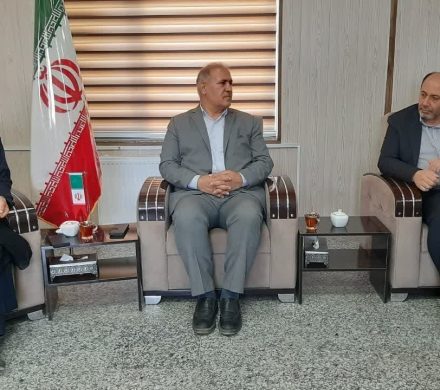 دیدار مدیرکل دامپزشکی استان با حجت الاسلام والمسلمین محمدمیرزائی