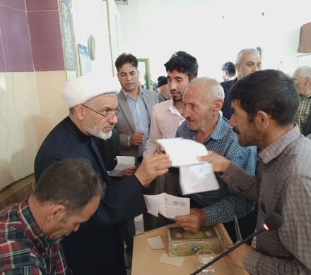 دیدار حجت الاسلام والمسلمین محمد میرزایی با اهالی روستای قره قیه در بخش کشاورز