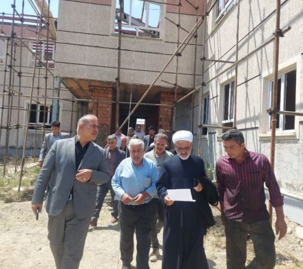 بازدید حجت الاسلام والمسلمین محمد میرزائی از پروژه مدرسه ۶ کلاسه شهر کشاورز