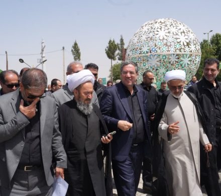 بررسی روند اجرای طرح گردشگری ساحل زرینه‌رود در شاهین دژ