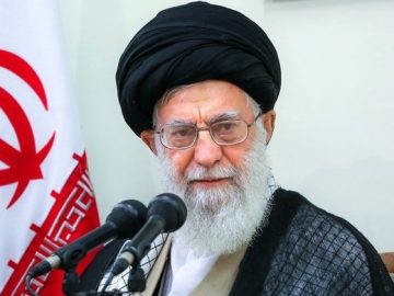 دشمنان ایران آهن سرد می‌کوبند حرکت نظامی و علمی شتابنده‌تر پیش خواهد رفت