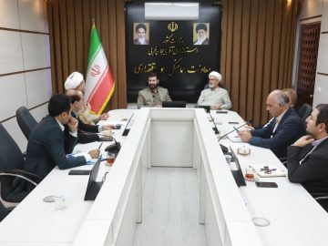 جلسه بررسی وضعیت اراضی اوقافی شهرستان تکاب