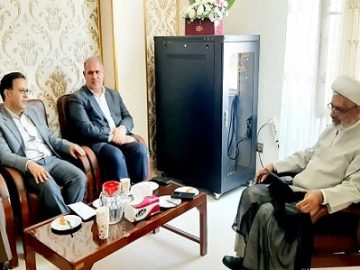 دیدار حجت الاسلام محمد میرزائی و فرماندار شاهین‌دژ با مدیر و کارکنان توزیع برق شهرستان شاهین دژ