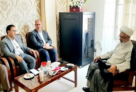 دیدار حجت الاسلام محمد میرزائی و فرماندار شاهین‌دژ با مدیر و کارکنان توزیع برق شهرستان شاهین دژ