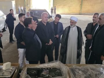 بازدید حجت الاسلام والسملین محمد میرزائی از محل کارخانه و مونتاژ لوازم خانگی